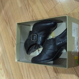 Women's naturalizer Kona size 6.5 m